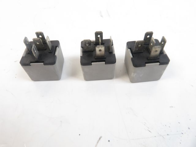 Relais de phare occasion VESPA GTS 2012