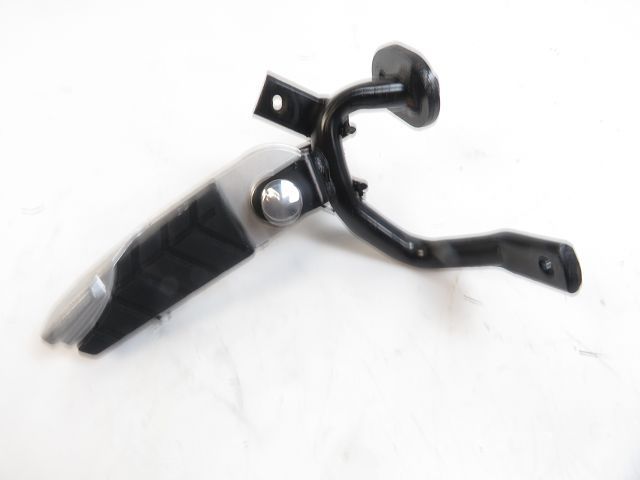 Platine et repose pieds arriere gauche occasion SYM GTS 2010