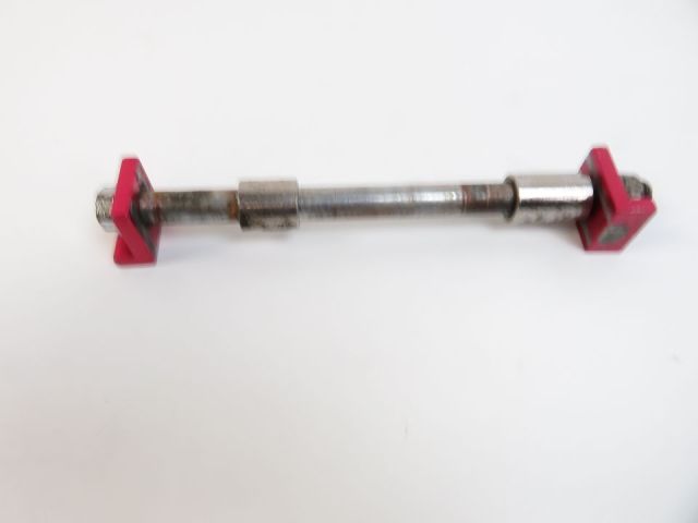 Axe de roue arriere occasion APOLLO CRZ 