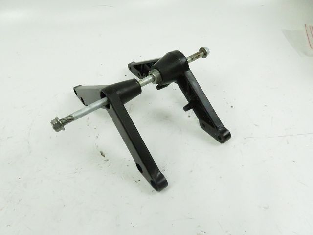 Support moteur occasion SUZUKI DL 650 V-STROM 2010