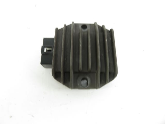 Regulateur de tension occasion YAMAHA YP 125 X-MAX 2011