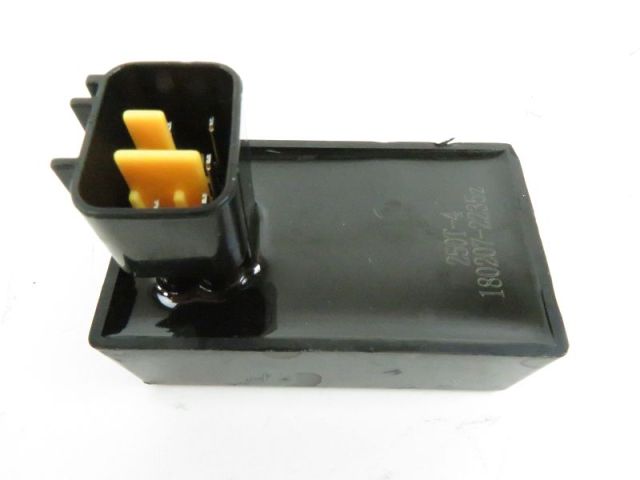 Relais boitier electrique occasion GENERIC CRACKER 2018