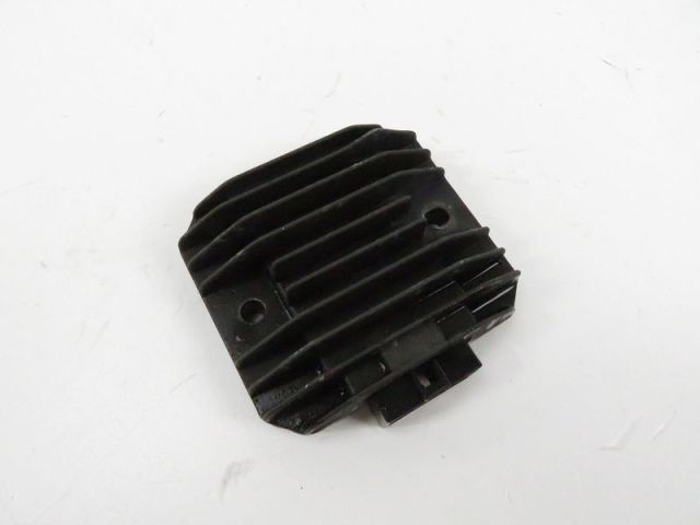 Regulateur de tension occasion YAMAHA XTZ 660 TENERE 1994