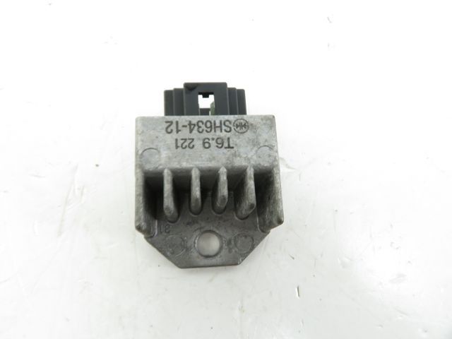 Regulateur de tension occasion PEUGEOT SPEEDFIGHT 2001