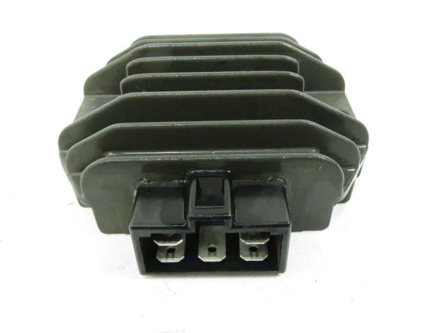 Regulateur de tension occasion PIAGGIO BEVERLY 125 2009