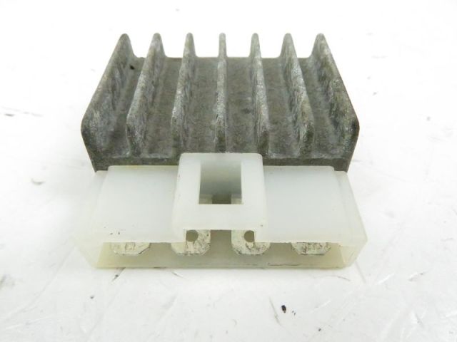 Regulateur de tension occasion APRILIA SR 2011