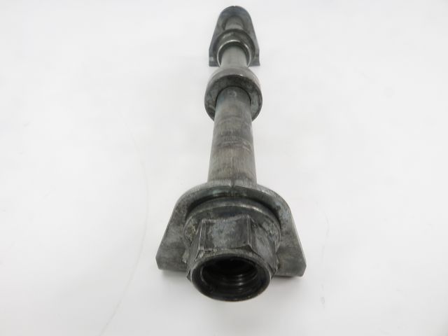 Axe de roue arriere occasion SUZUKI SV 650 2003