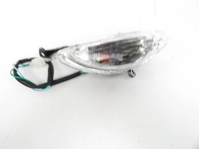 Clignotant avant d occasion YIYING WALLABI/CITY 2014