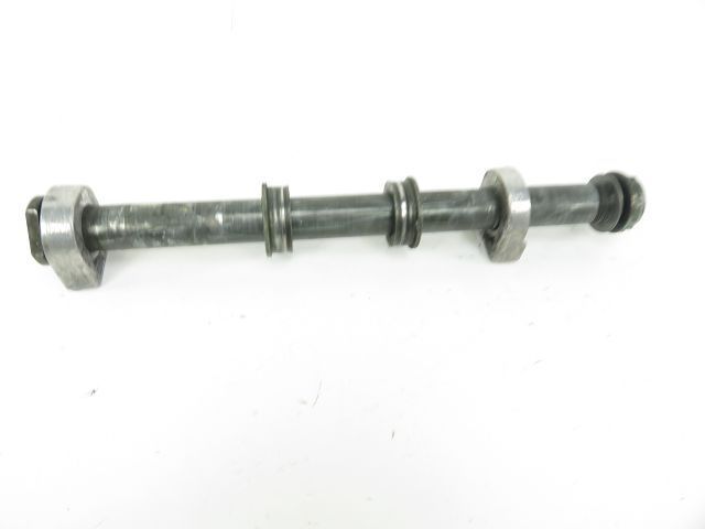Axe de roue arriere occasion APRILIA TUONO 2004