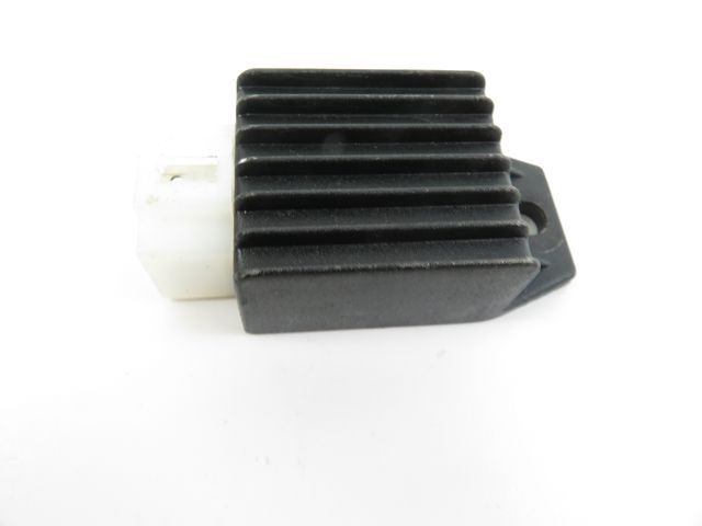 Regulateur de tension occasion TNT OTTO 2017