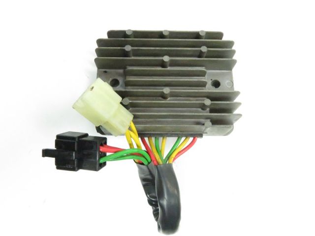 Regulateur de tension occasion DUCATI MONSTER 695 2006