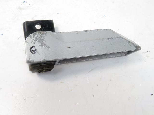 Platine et repose pieds arriere gauche occasion DAELIM S2 FI 2007