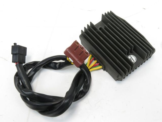 Regulateur de tension occasion GILERA NEXUS 2008
