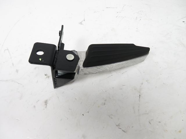 Platine et repose pieds arriere gauche occasion PEUGEOT CITYSTAR 2015