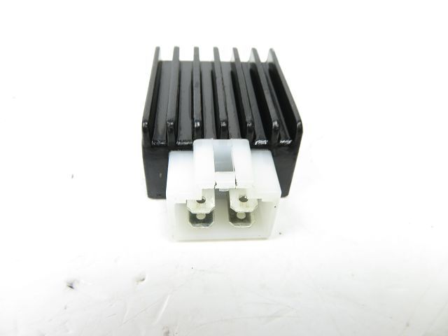 Regulateur de tension occasion RIYA ASTRO 2016