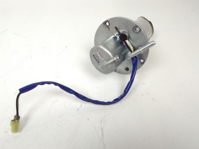 Pompe a essence occasion KAWASAKI Z 750 2012