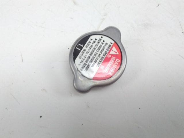 Bouchon de radiateur occasion HONDA FES 125 S-WING 2007