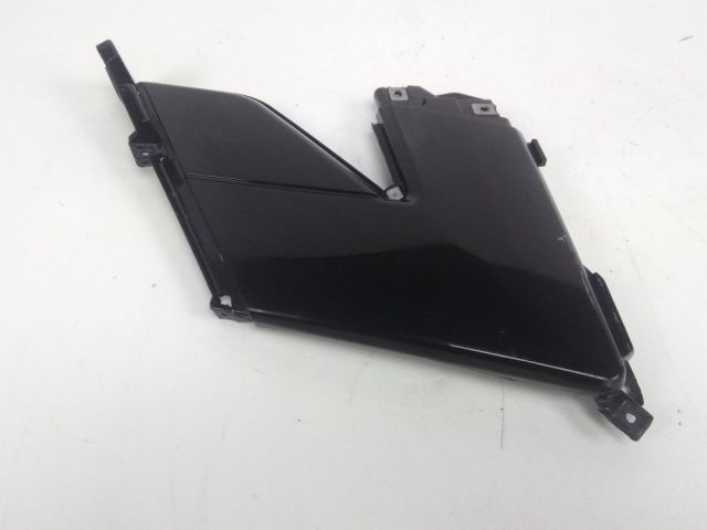 Cache lateral gauche occasion GILERA GP 2010