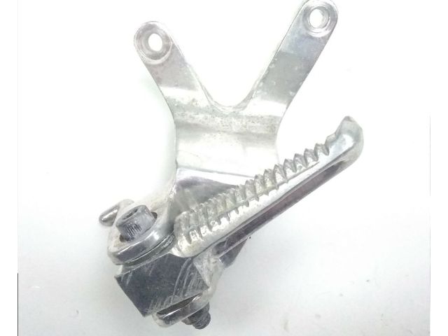 Platine et repose pieds arriere gauche occasion YAMAHA YZF 1000 THUNDER ACE 2001