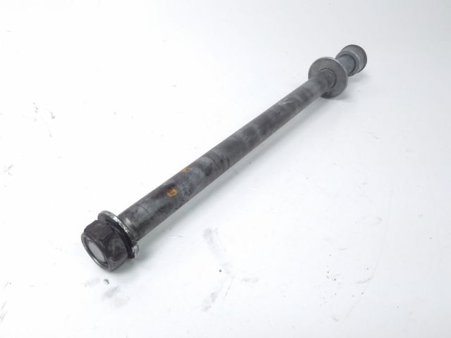 Axe de roue arriere occasion HONDA CBF 600 2005