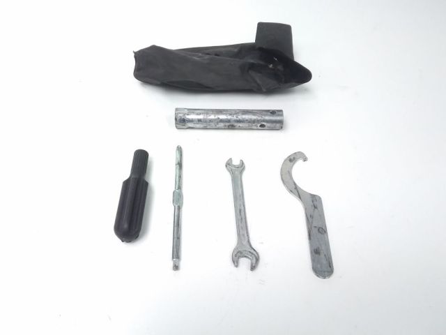 Trousse outil occasion DERBI SENDA 2010