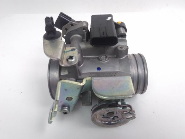 Corps d'injection gauche occasion HONDA SH 300 2015