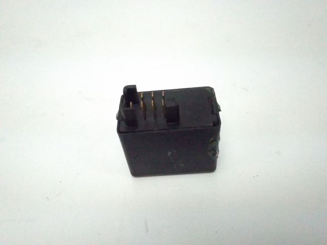 Relais boitier electrique occasion SUZUKI GSXR 750 2012