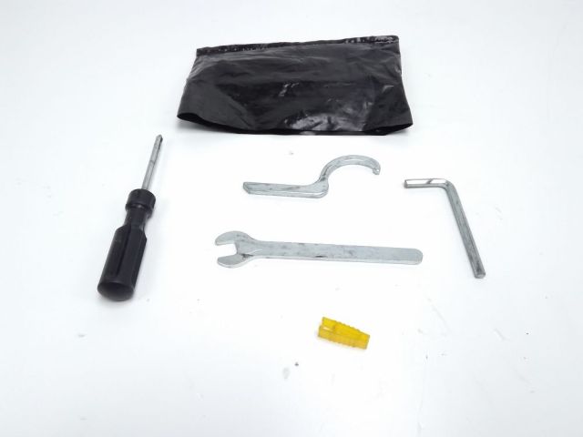 Trousse outil occasion PIAGGIO MP3 125 2006