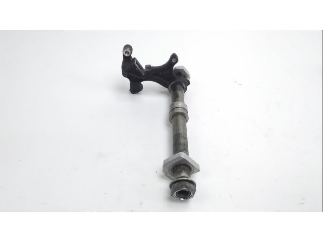 Axe de roue arriere occasion SUZUKI GSXR 750 2008