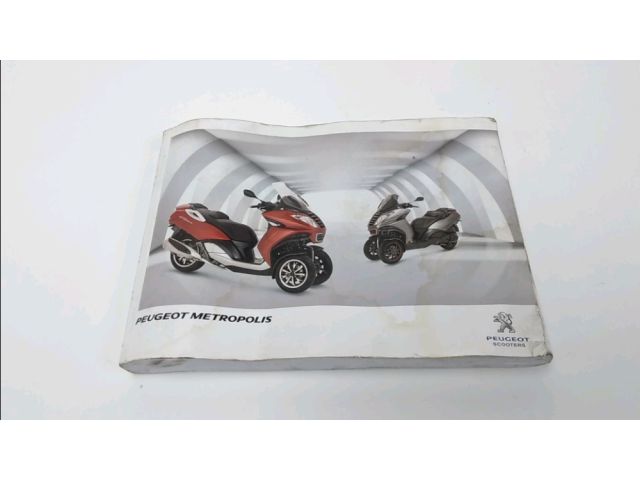 Manuel d'utilisation occasion PEUGEOT METROPOLIS 2015