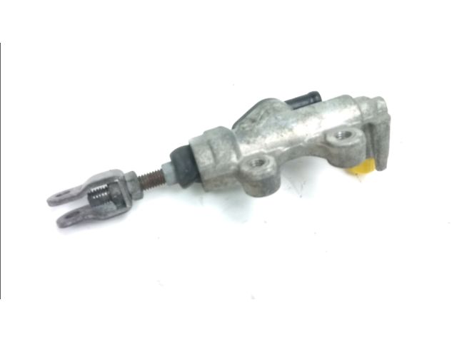 Maitre cylindre frein ar complet occasion SUZUKI RF 900 R 1994