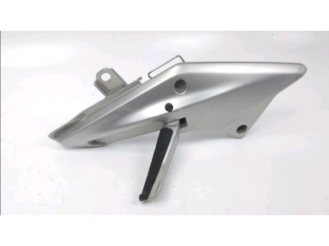 Platine et repose pieds arriere droit occasion HONDA FJS 600 SILVERWING 2002