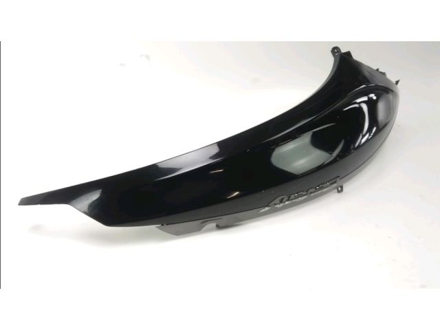 Carenage arriere gauche occasion PIAGGIO BEVERLY 350 2012