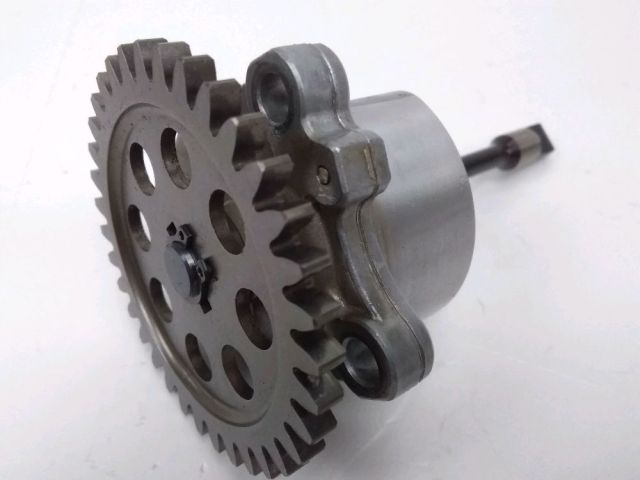 Pompe a huile occasion SUZUKI GSR 600 2009