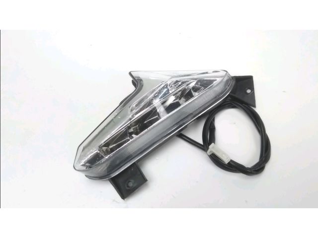 Clignotant avant g occasion EUROCKA R8 2017