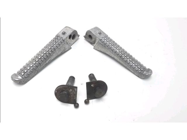 Repose pieds arriere droit occasion PIAGGIO TYPHOON 50 1994