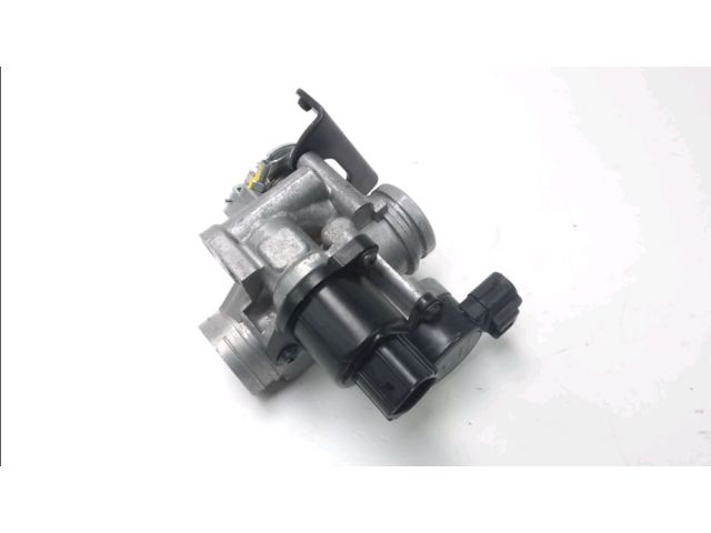 Corps d'injection droit occasion MBK EVOLIS 125 2014