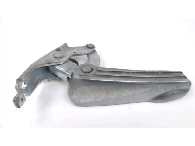 Platine et repose pieds arriere gauche occasion VESPA GTS 2012