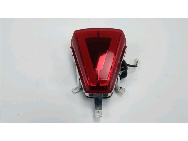 Feu arriere occasion DAELIM S3 2016