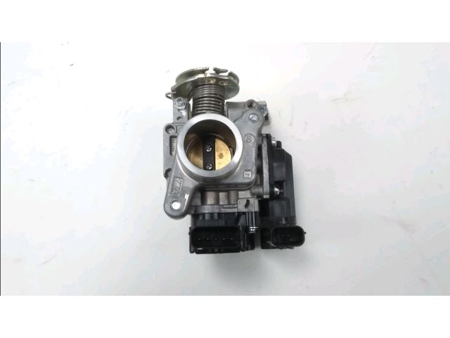 Corps d'injection gauche occasion HONDA PCX 2018