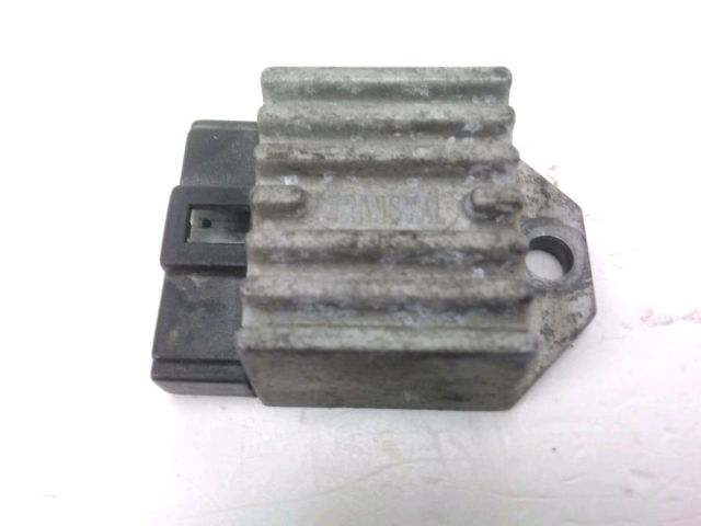 Regulateur de tension occasion MBK BOOSTER 2000