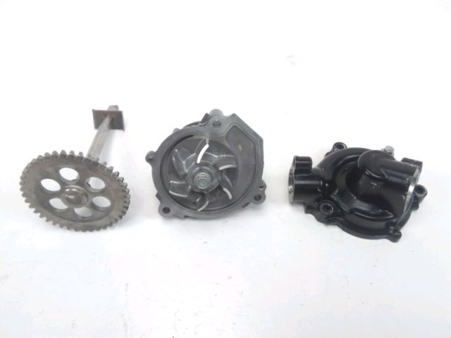 Pompe a eau occasion KAWASAKI Z 750 2011