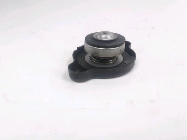 Bouchon de radiateur occasion KAWASAKI Z 750 2010