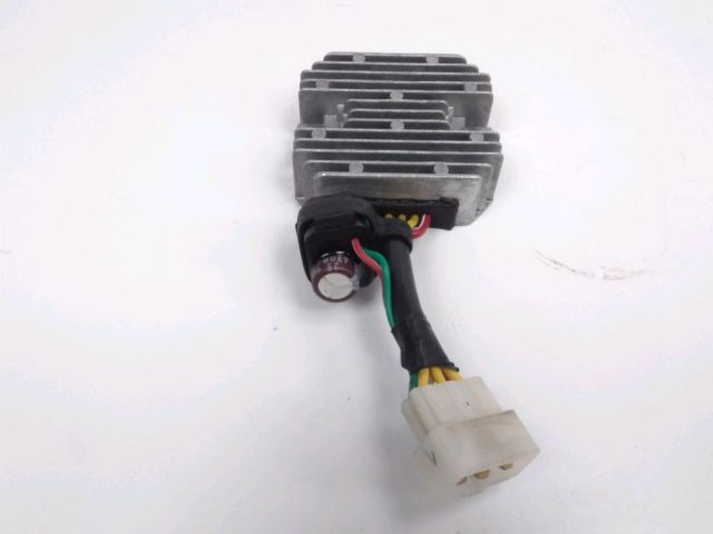 Regulateur de tension occasion PIAGGIO ZIP 50 2019