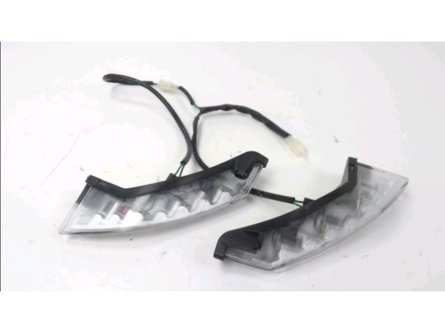 Veilleuse avant occasion EUROCKA R8 2017