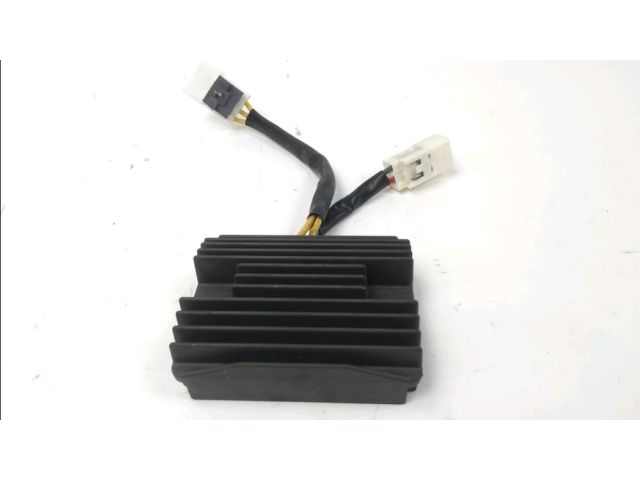 Regulateur de tension occasion PIAGGIO MP3 500 2017