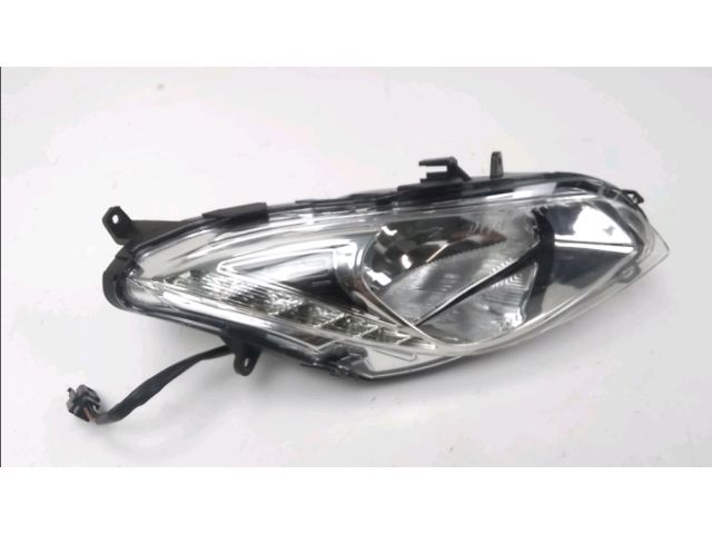 Optique avant gauche occasion PEUGEOT METROPOLIS 2015