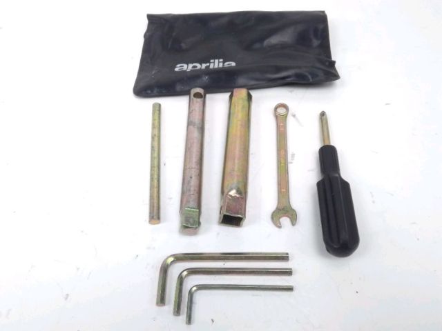 Trousse outil occasion APRILIA MOJITO 2007