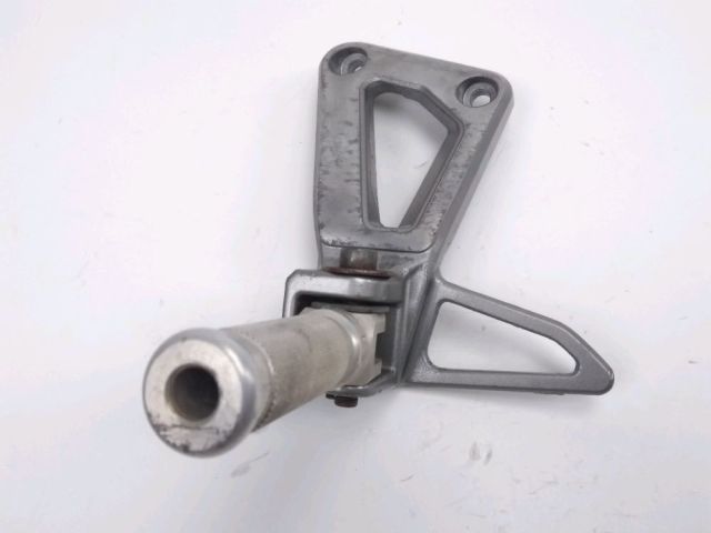 Platine et repose pieds arriere gauche occasion SUZUKI GSF 1200 BANDIT 1996