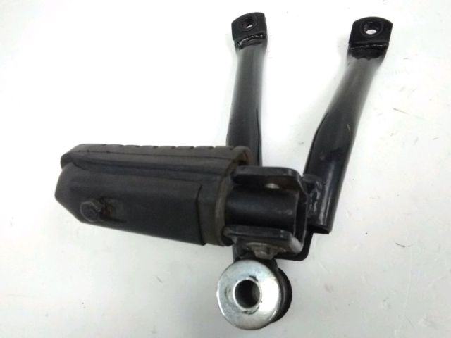 Platine arriere droite complete occasion HONDA CBF 125 2014